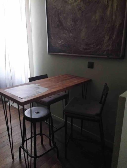 Appartamento Cosy Nest In Montmartre Parigi Esterno foto